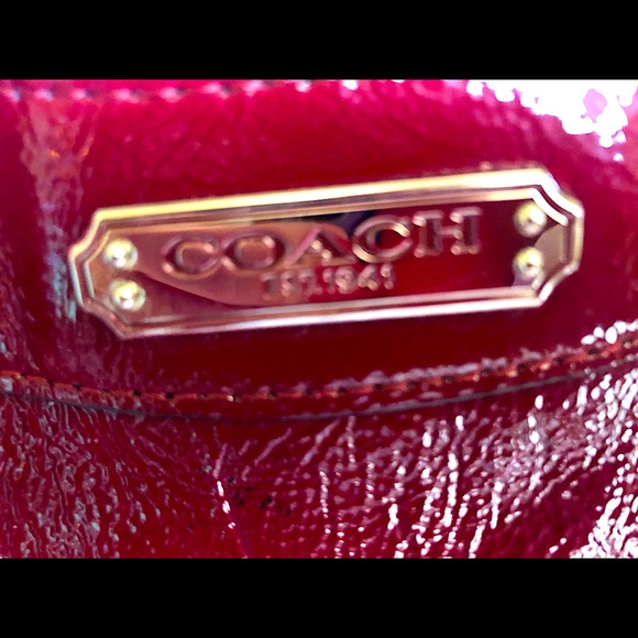 Coach - Picture 2 of 4